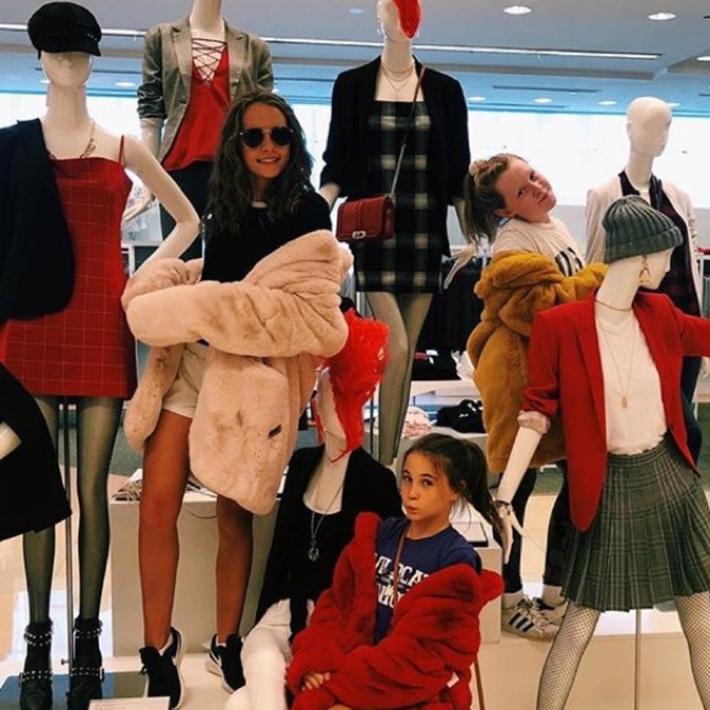 Meet your Posher, Addison